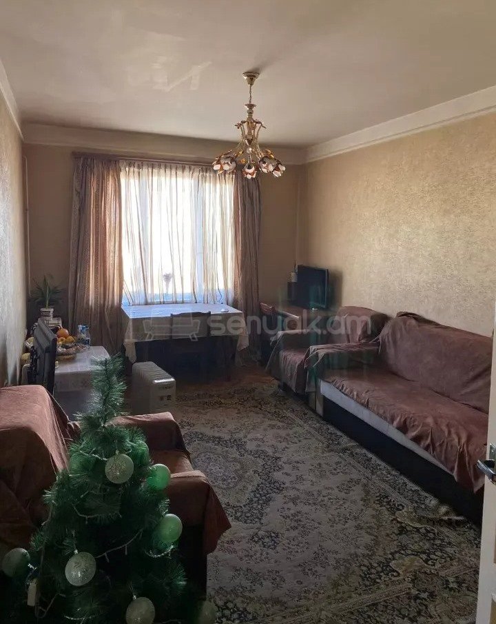 3 Սենյականոց Բնակարան Քարե Շենքում, 65քմ, 4/4 հարկ, Կապիտալ Վերանորոգված