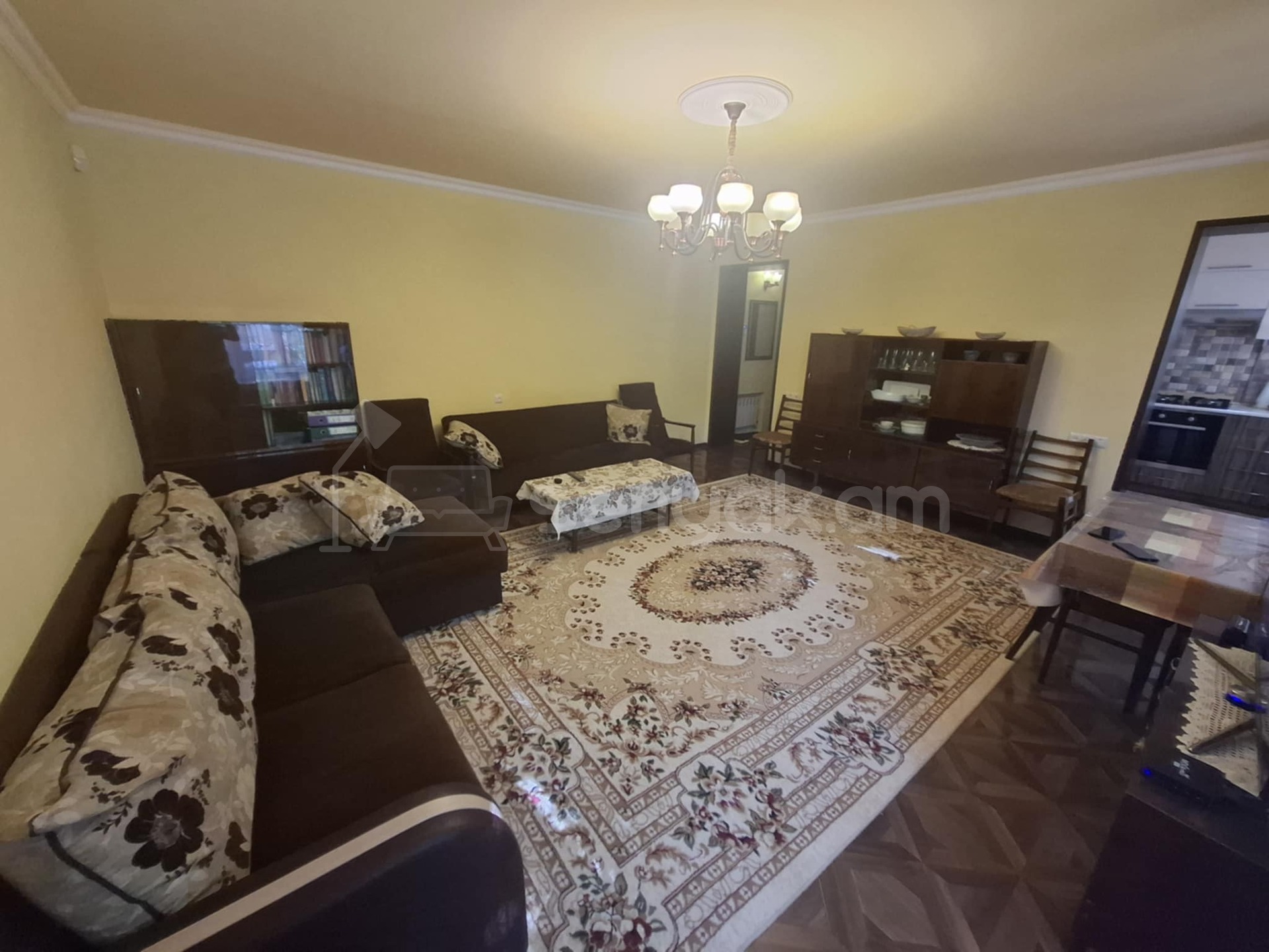 2 Սենյականոց Բնակարան Քարե Շենքում, 60քմ, 1/5 հարկ, Կապիտալ Վերանորոգված, Կահավորված, Արևկող