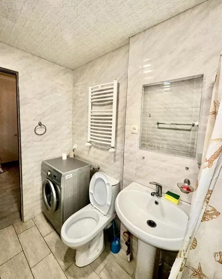 3 Սենյականոց Բնակարան, 83քմ, 1/9 հարկ, Կապիտալ Վերանորոգված