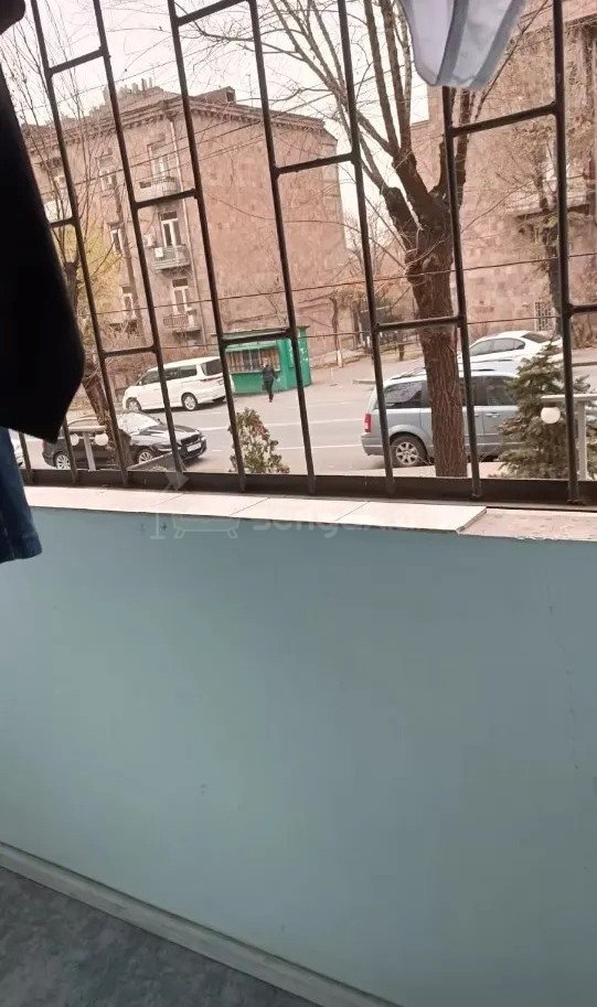 4 Սենյականոց Բնակարան, 87քմ, 1/9 հարկ, Կապիտալ Վերանորոգված