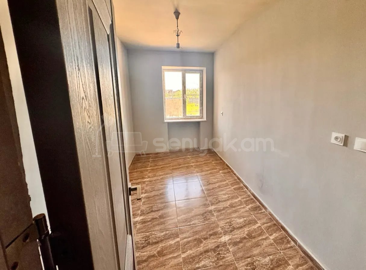 6 Սենյականոց Սեփական Տուն, 240քմ, Կոսմետիկ Վերանորոգված, Ավտոտնակով