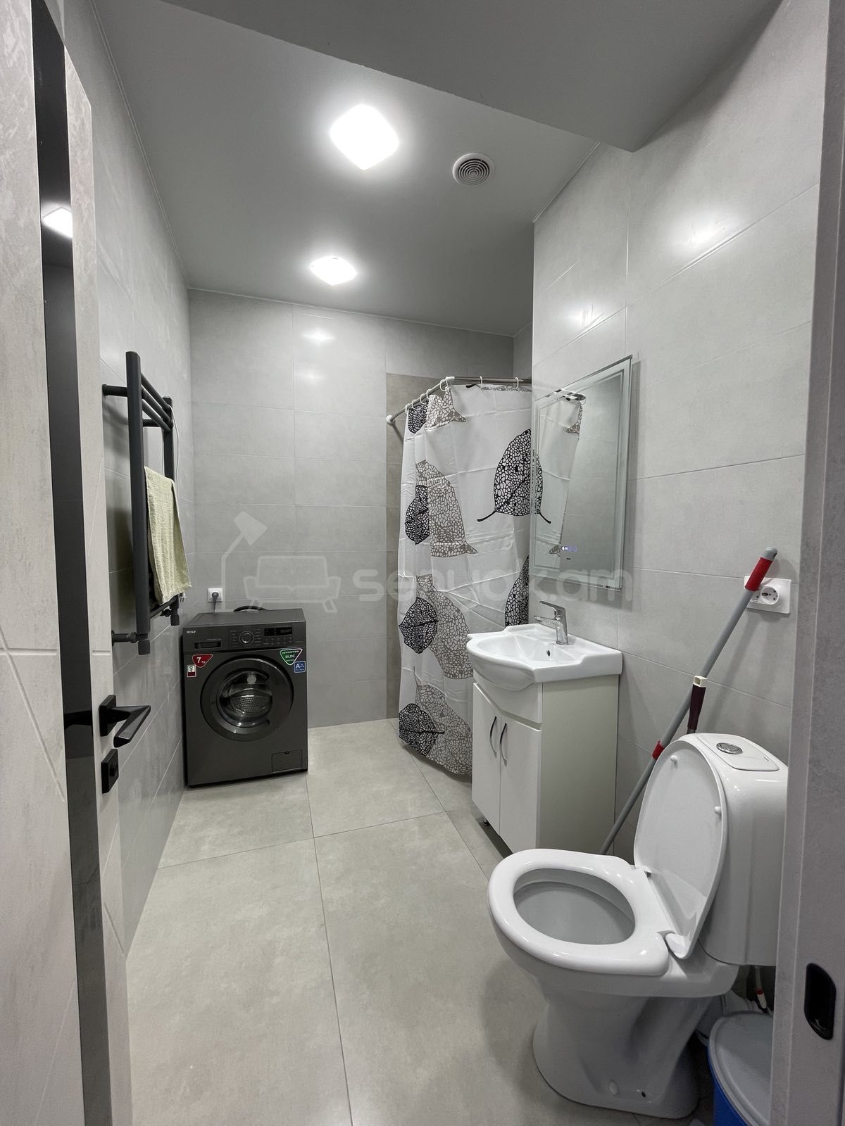 3 Սենյականոց Բնակարան Նորակառույցում, 75քմ, 14/17 հարկ, Կապիտալ Վերանորոգված, Կահավորված