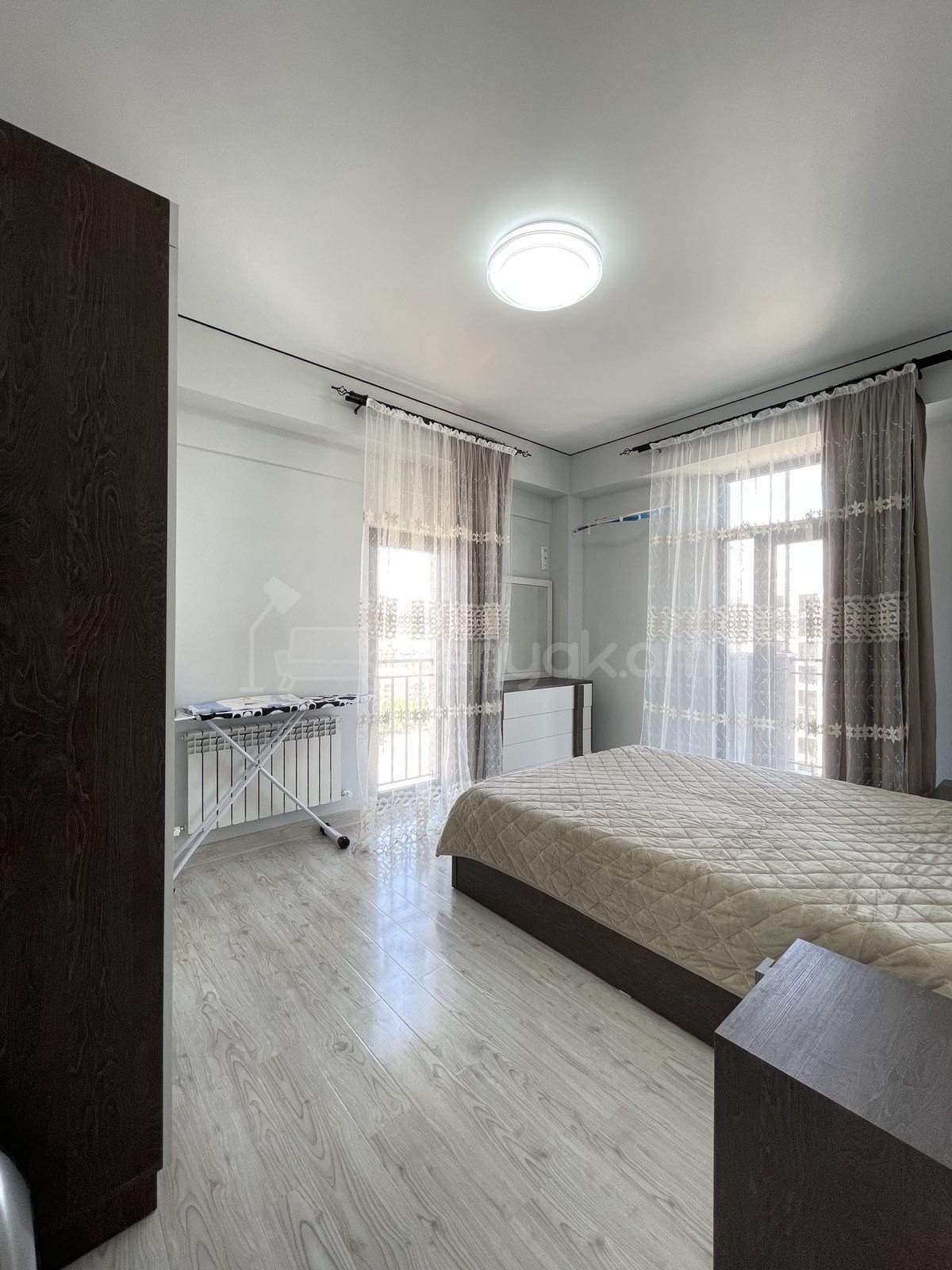 3 Սենյականոց Բնակարան Նորակառույցում, 75քմ, 14/17 հարկ, Կապիտալ Վերանորոգված, Կահավորված