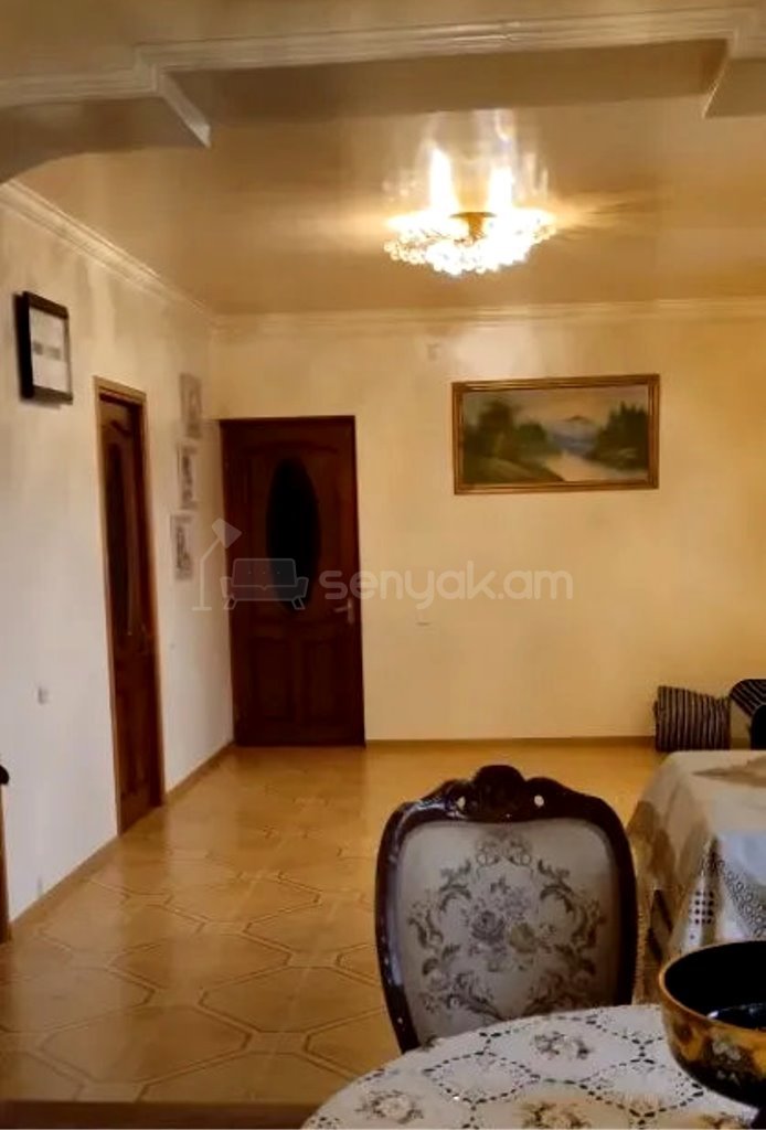 4 Սենյականոց Սեփական Տուն, 175քմ, Կոսմետիկ Վերանորոգված