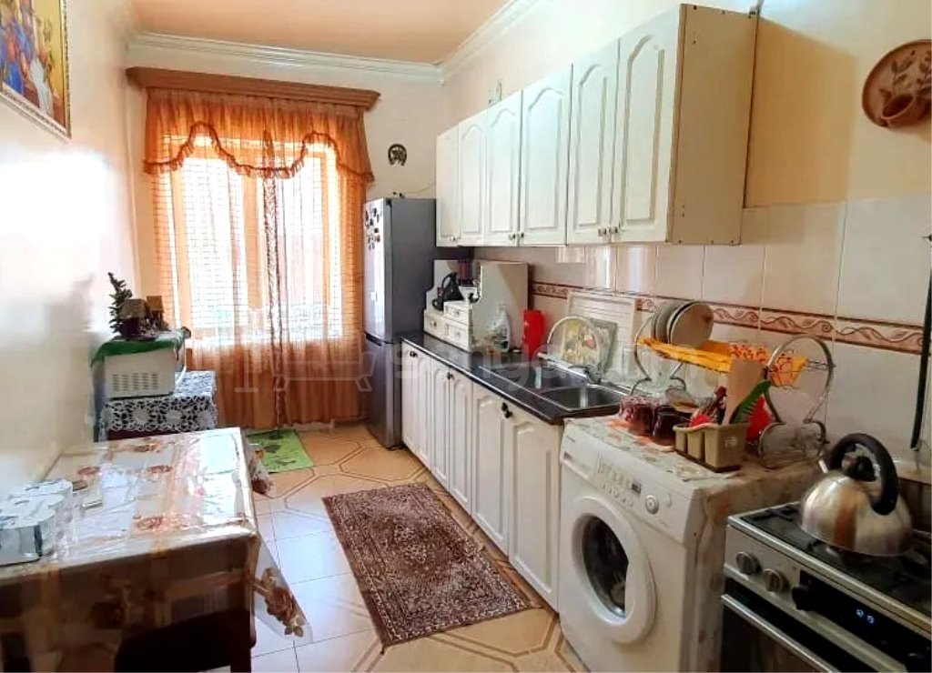 4 Սենյականոց Սեփական Տուն, 175քմ, Կոսմետիկ Վերանորոգված