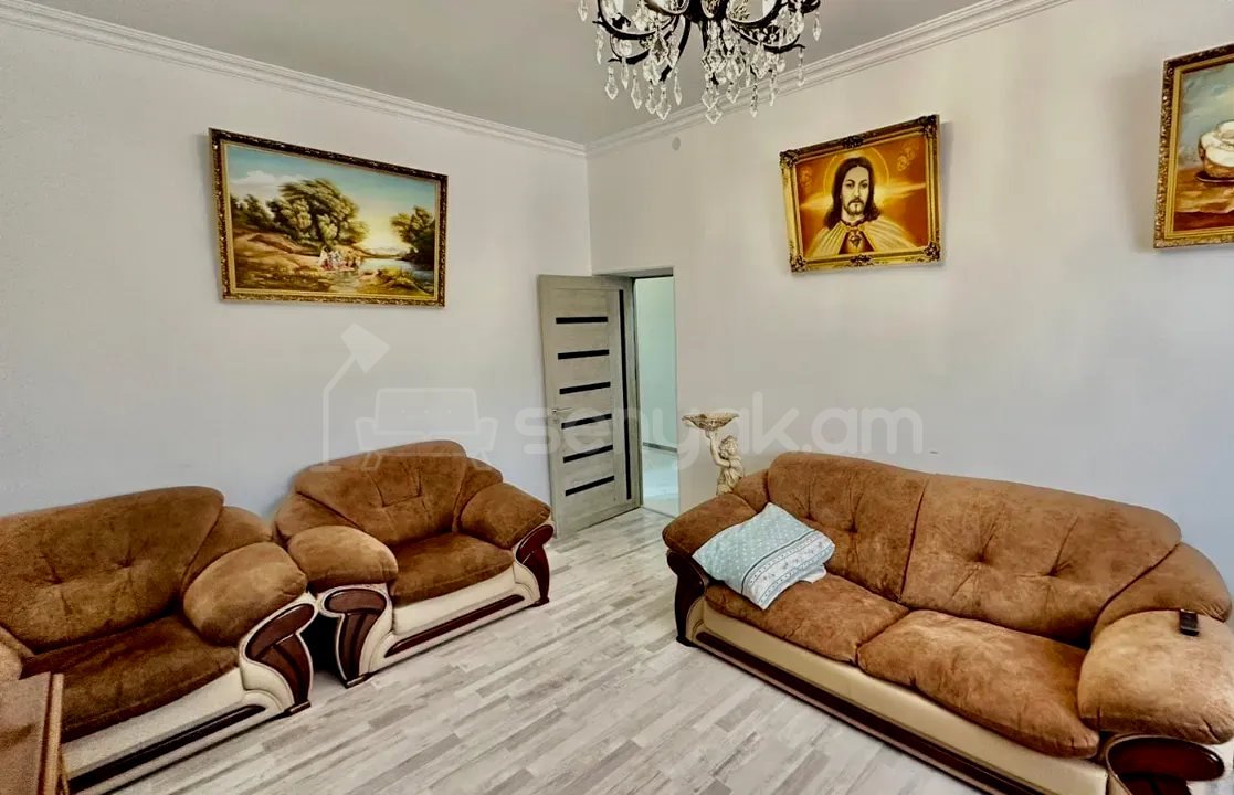 4 Սենյականոց Սեփական Տուն, 100քմ, Կապիտալ Վերանորոգված, Ավտոտնակով