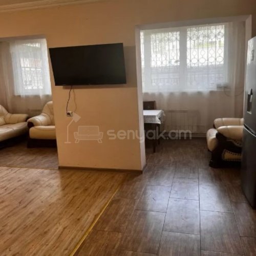 2 Սենյականոց Բնակարան, 50քմ, 1/9 հարկ, Կապիտալ Վերանորոգված, Կահավորված, Արևկող