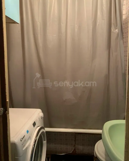 2 Սենյականոց Բնակարան, 63քմ, 3/12 հարկ, Պետական Վիճակում