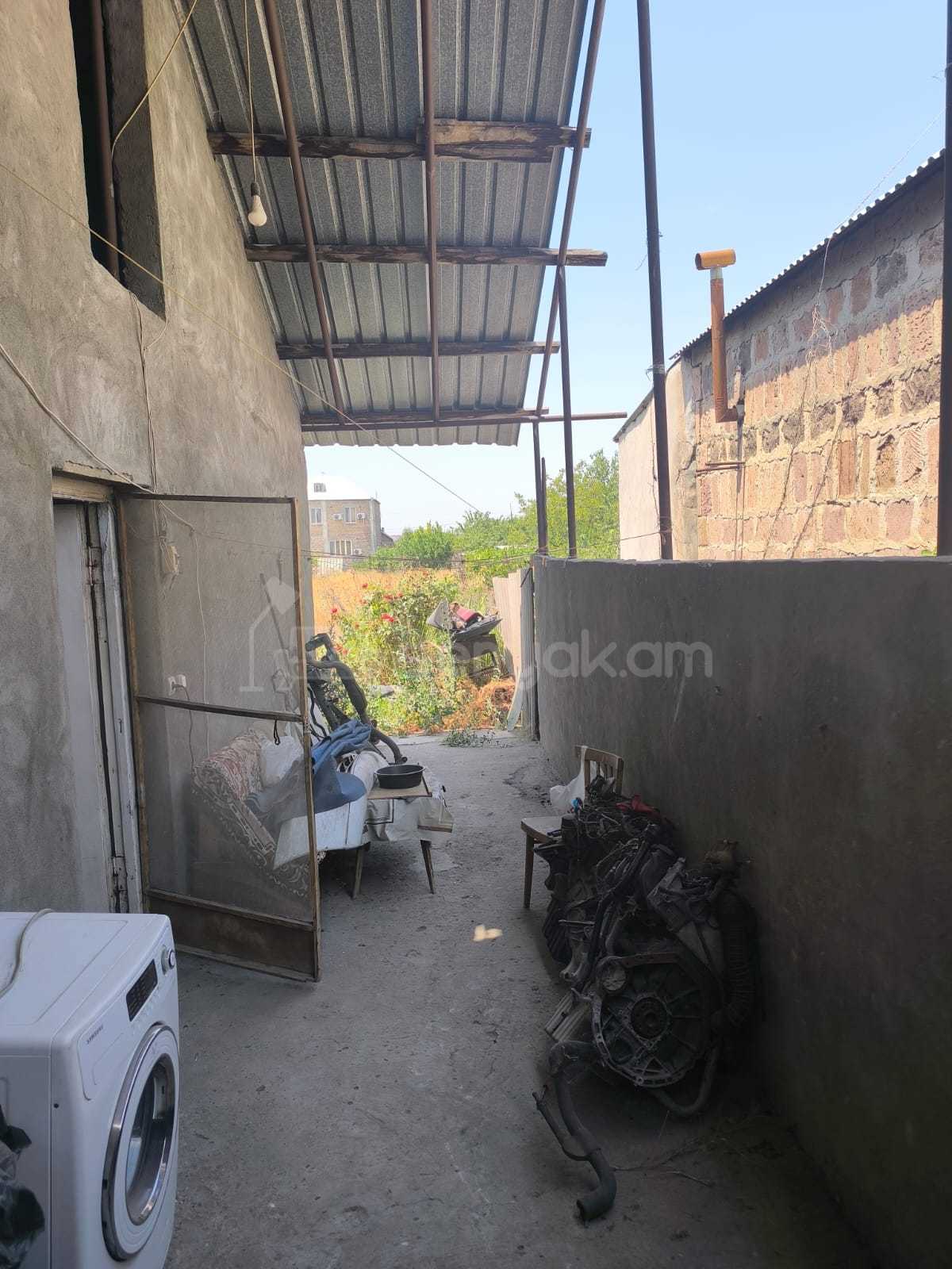 3 Սենյականոց Սեփական Տուն, 75քմ, Նորմալ Վիճակում
