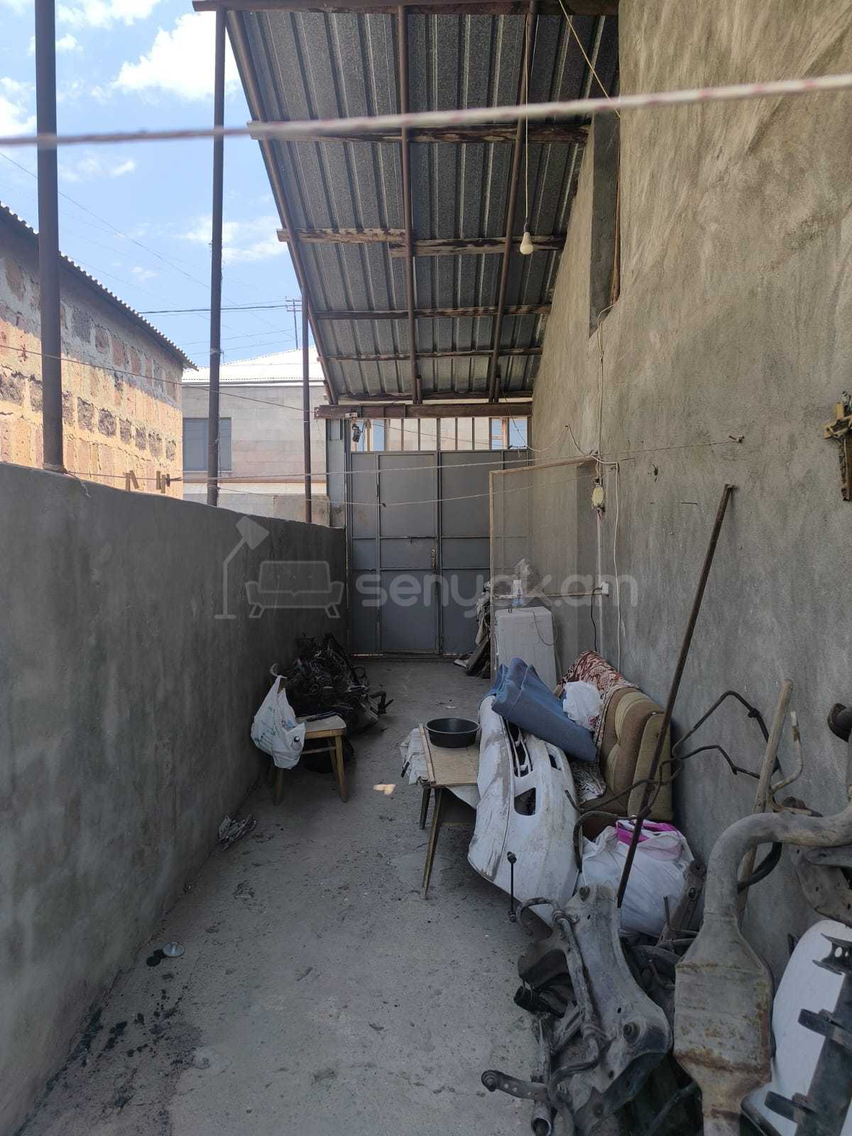 3 Սենյականոց Սեփական Տուն, 75քմ, Նորմալ Վիճակում