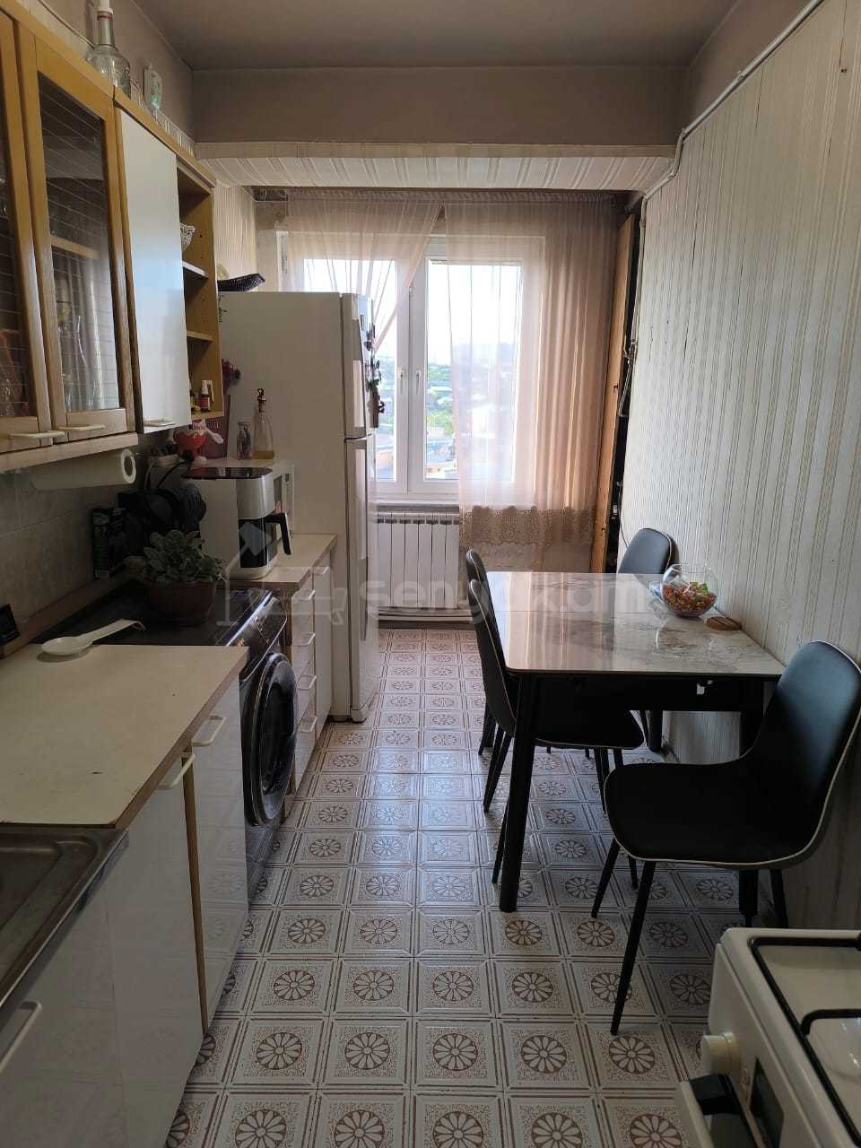 3 Սենյականոց Բնակարան, 83քմ, 12/14 հարկ, Նորմալ Վիճակում