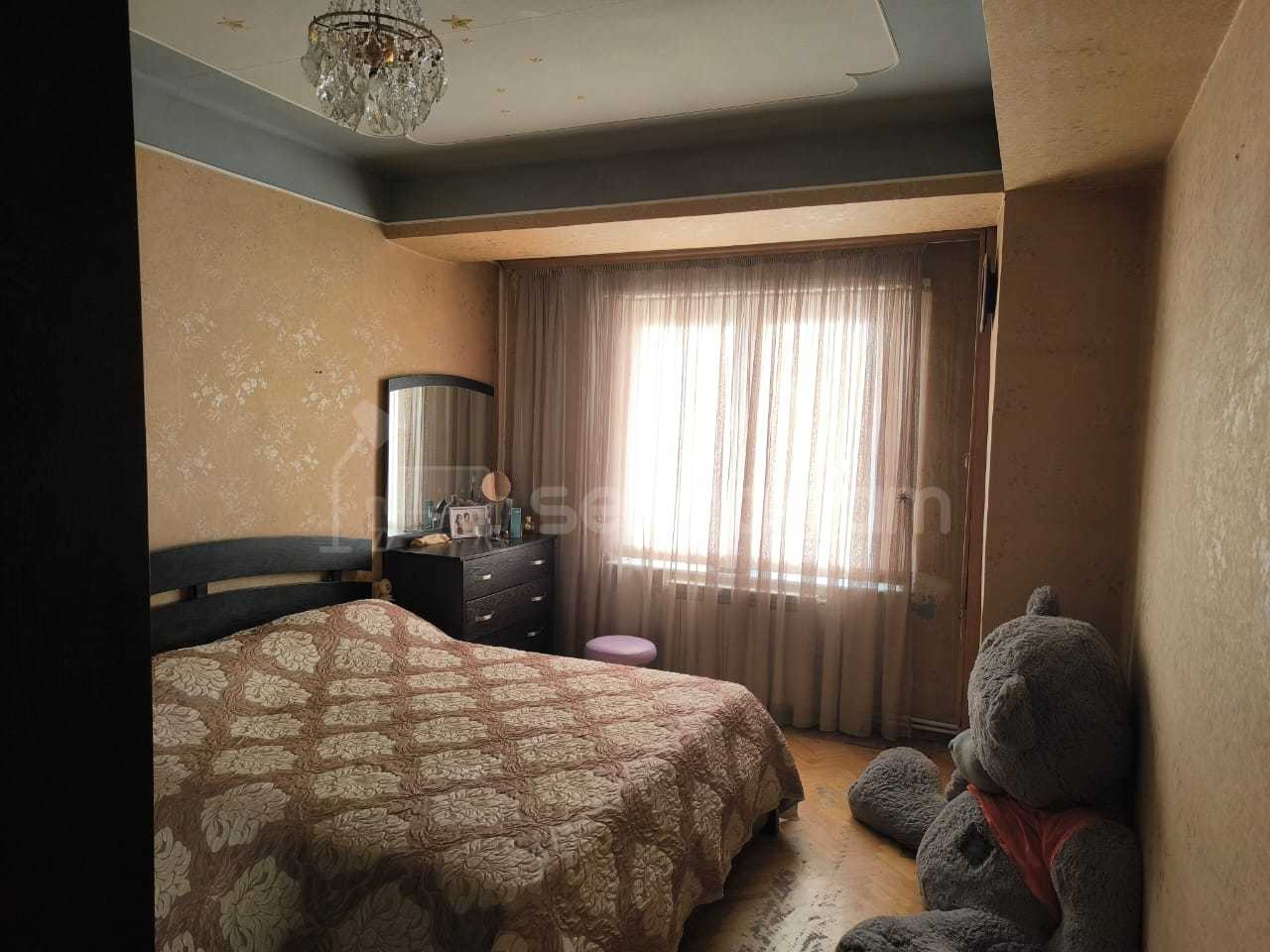 3 Սենյականոց Բնակարան, 83քմ, 12/14 հարկ, Նորմալ Վիճակում