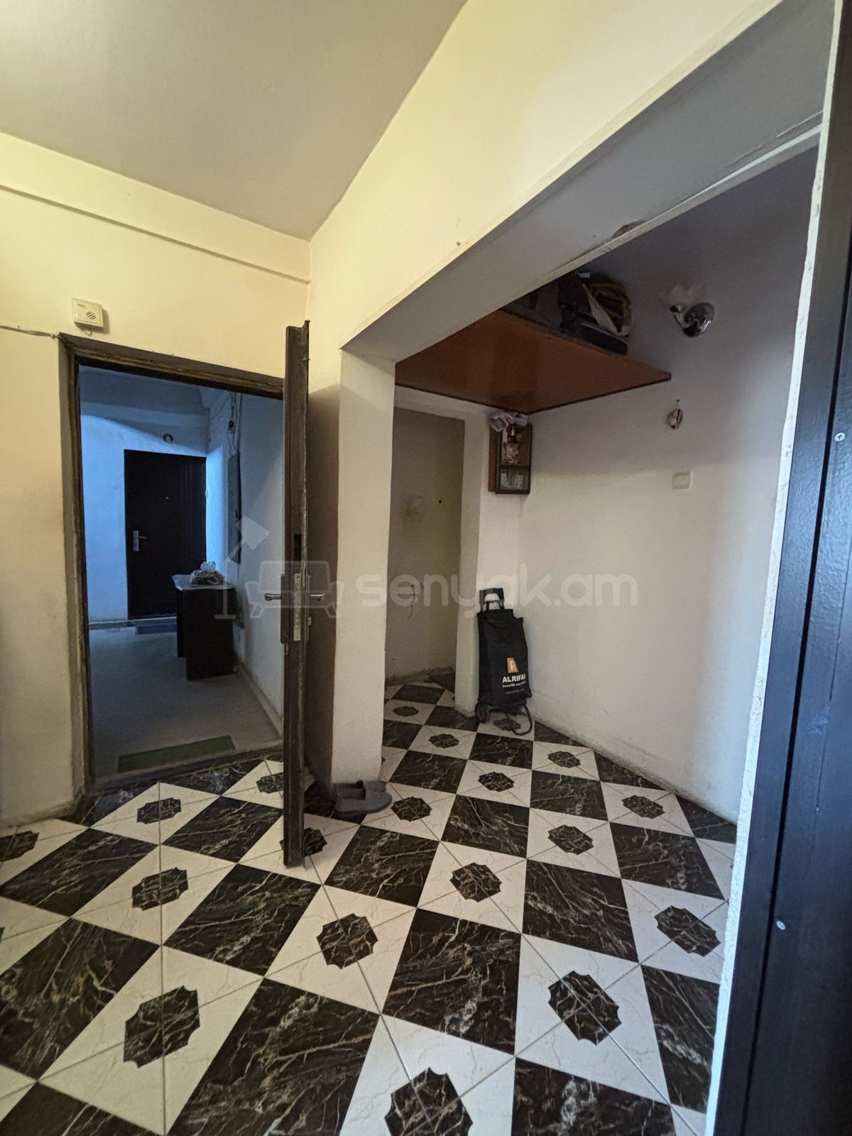 3 Սենյականոց Բնակարան, 82քմ, 7/9 հարկ, Կոսմետիկ Վերանորոգված