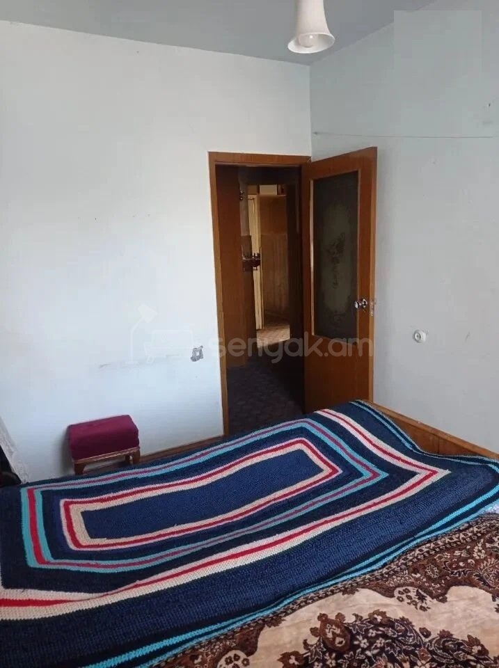 4 Սենյականոց Բնակարան, 91քմ, 3/9 հարկ, Պետական Վիճակում
