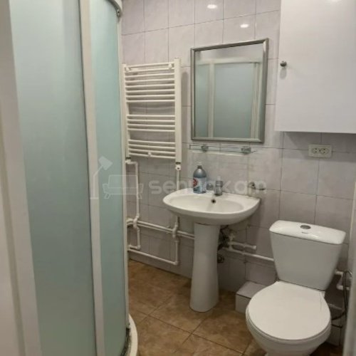 2 Սենյականոց Բնակարան Քարե Շենքում, 45քմ, 2/5 հարկ, Կապիտալ Վերանորոգված, Կահավորված, Արևկող