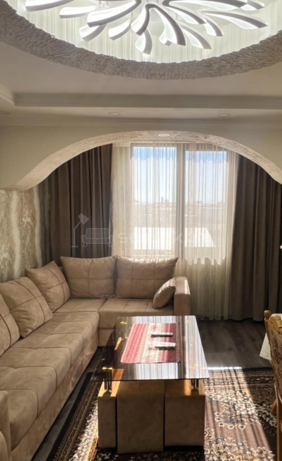 2 Սենյականոց Բնակարան Քարե Շենքում, 40քմ, 5/6 հարկ, Կապիտալ Վերանորոգված, Կահավորված, Արևկող