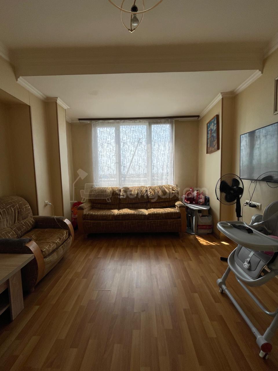 2 Սենյականոց Բնակարան, 48քմ, 5/9 հարկ, Կոսմետիկ Վերանորոգված, Կահավորված, Արևկող