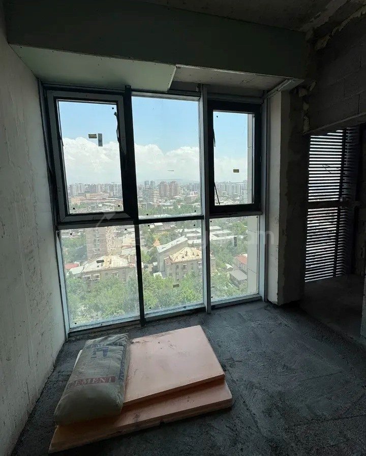 1 Սենյականոց Բնակարան Նորակառույցում, 43քմ, 14/20 հարկ, Զրոյական Վիճակում