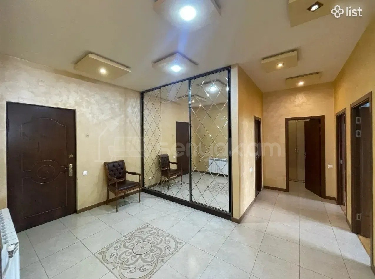 3 Սենյականոց Բնակարան Նորակառույցում, 112քմ, 13/16 հարկ, Կապիտալ Վերանորոգված