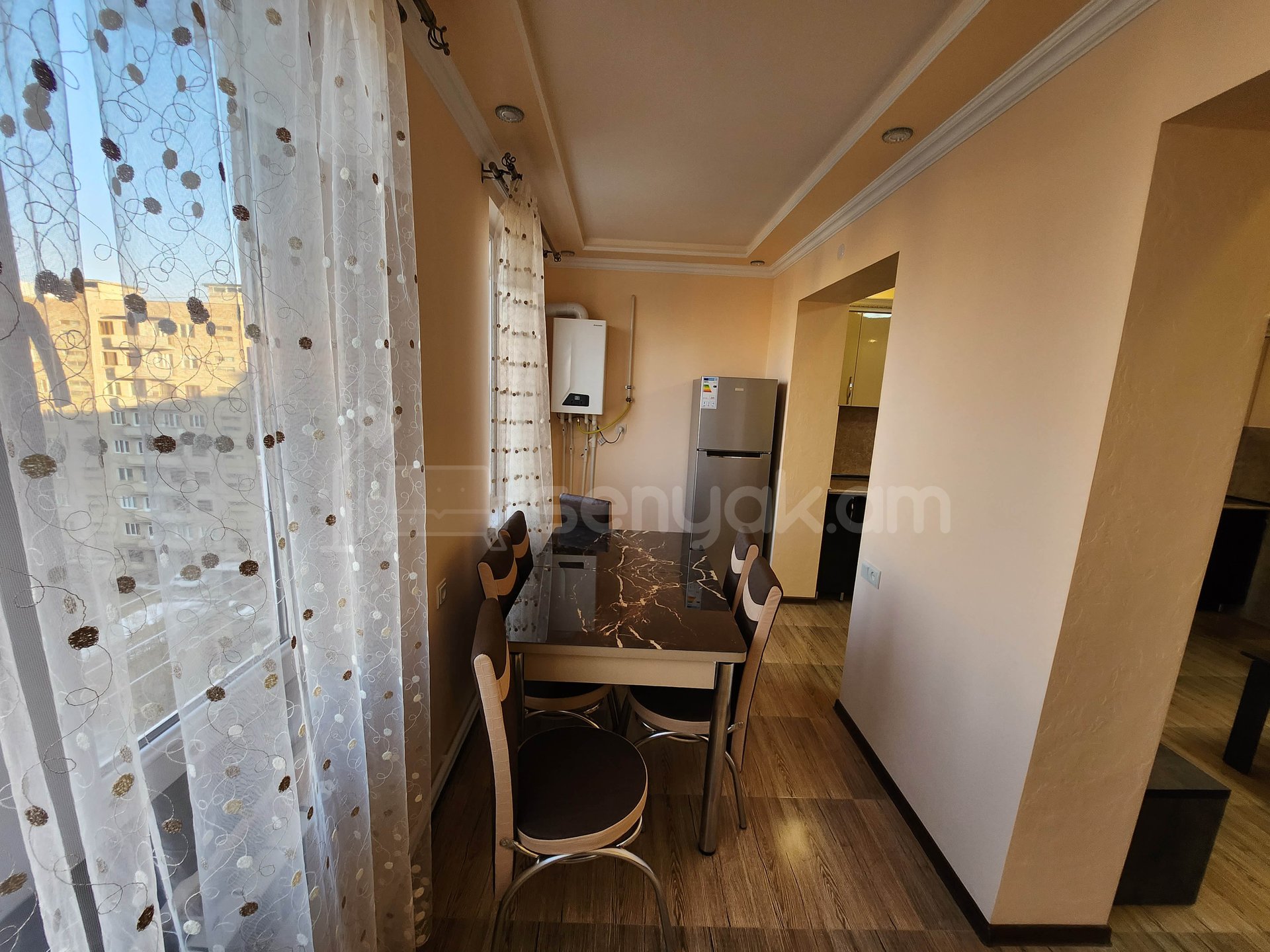 2 Սենյականոց Բնակարան, 50քմ, 7/9 հարկ, Դիզայներական Վերանորոգված, Կահավորված, Արևկող