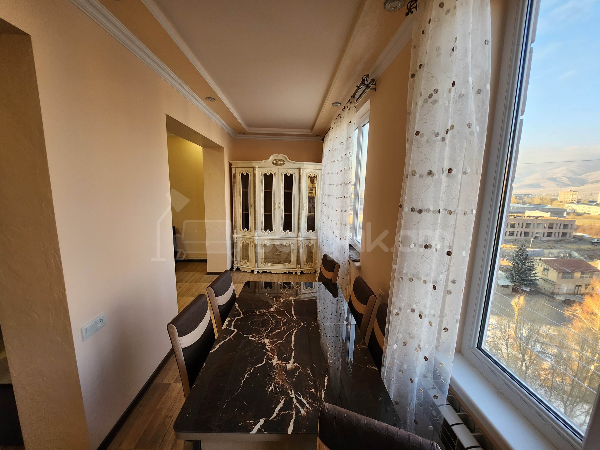 2 Սենյականոց Բնակարան, 50քմ, 7/9 հարկ, Դիզայներական Վերանորոգված, Կահավորված, Արևկող