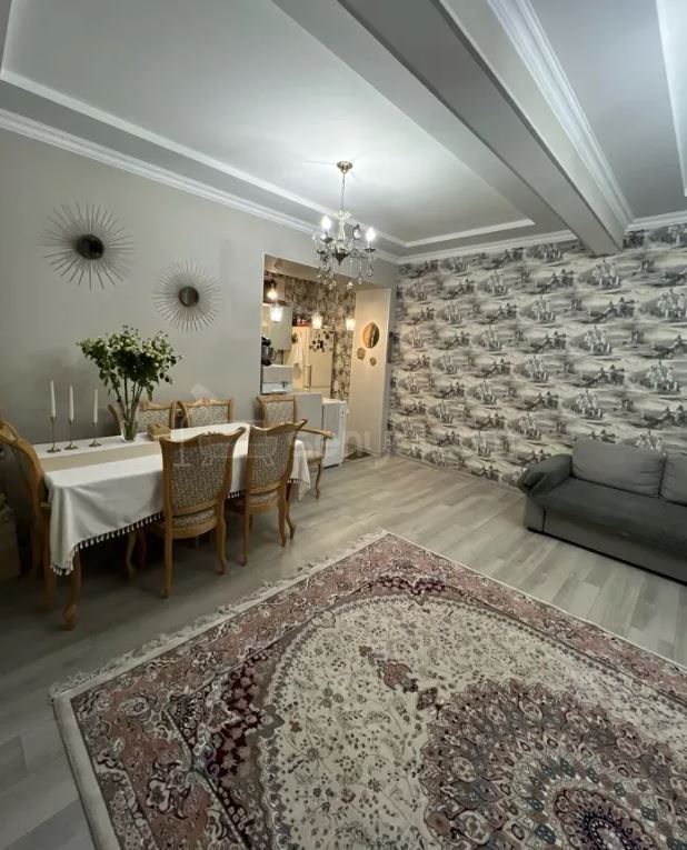 3 Սենյականոց Բնակարան Քարե Շենքում, 55քմ, 1/3 հարկ, Դիզայներական Վերանորոգված