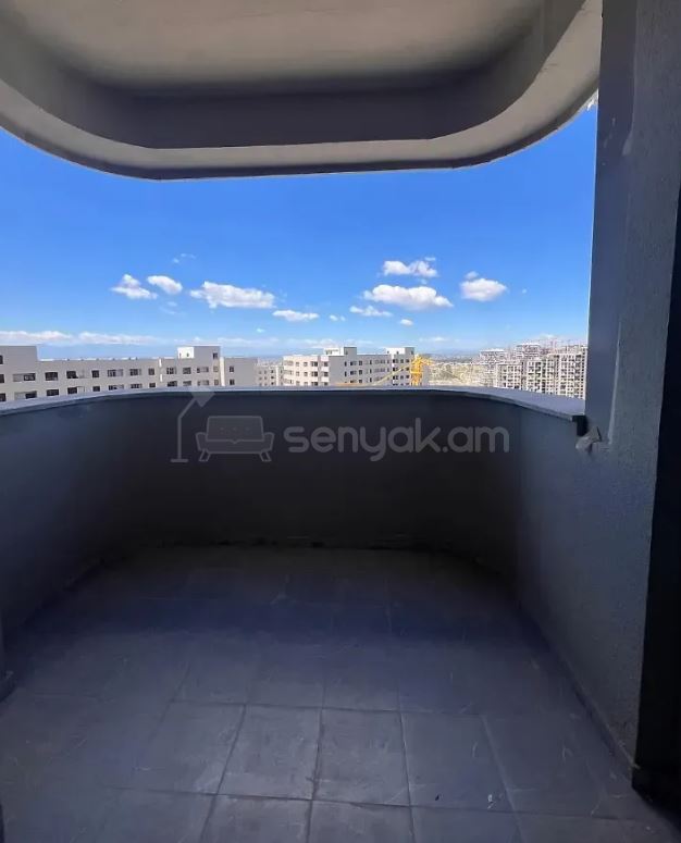 4 Սենյականոց Բնակարան Նորակառույցում, 122քմ, 9/15 հարկ, Կապիտալ Վերանորոգված