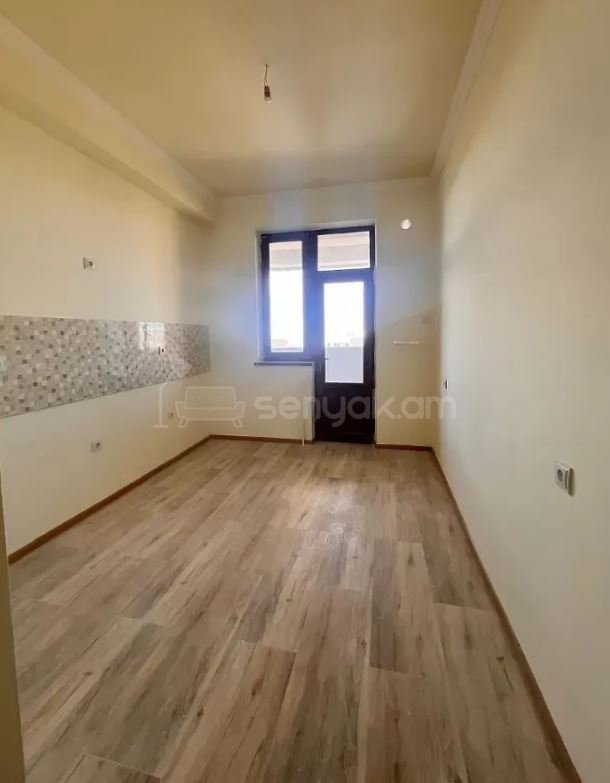 4 Սենյականոց Բնակարան Նորակառույցում, 122քմ, 9/15 հարկ, Կապիտալ Վերանորոգված