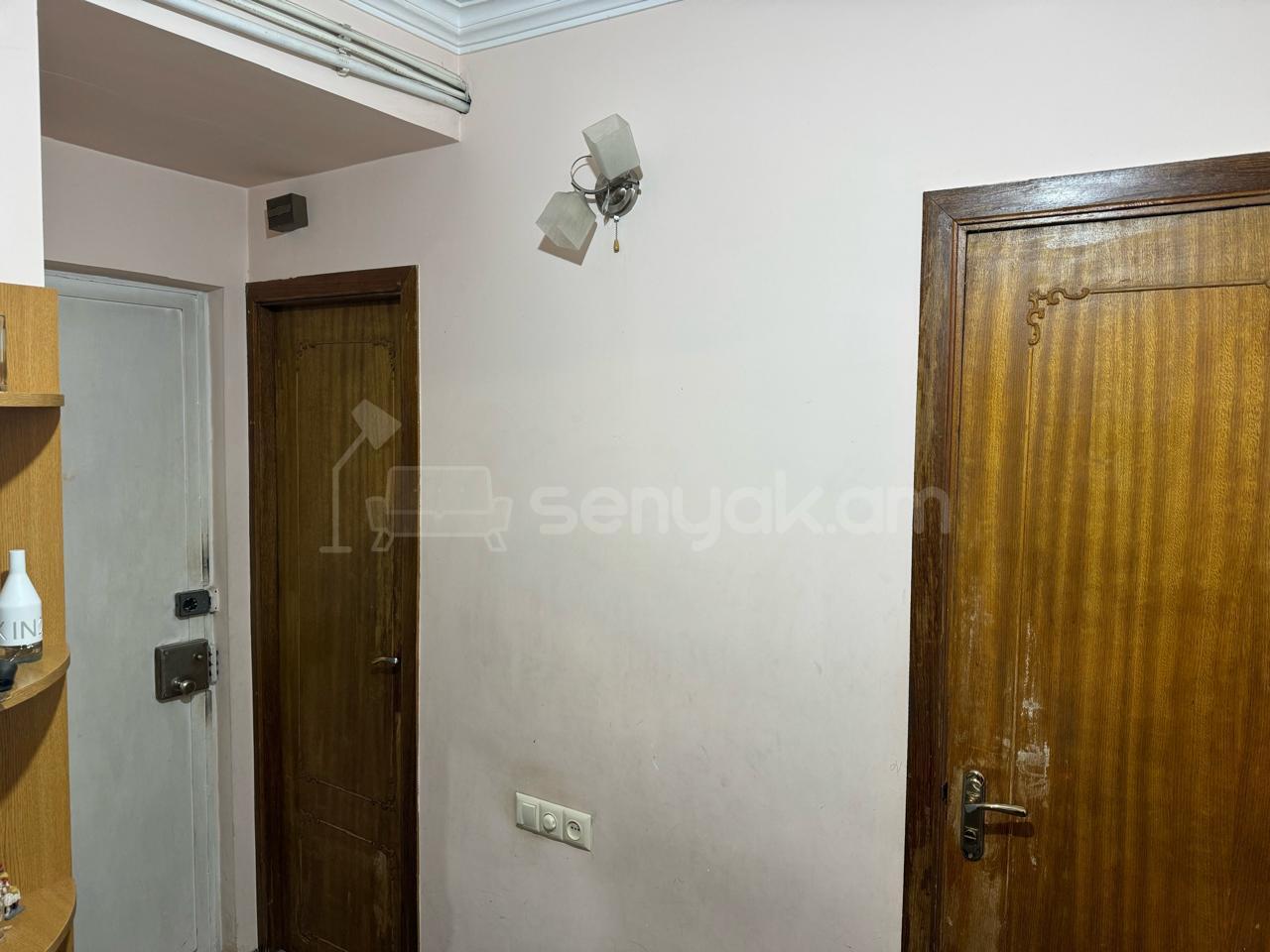 3 Սենյականոց Բնակարան, 69քմ, 10/16 հարկ, Նորմալ Վիճակում