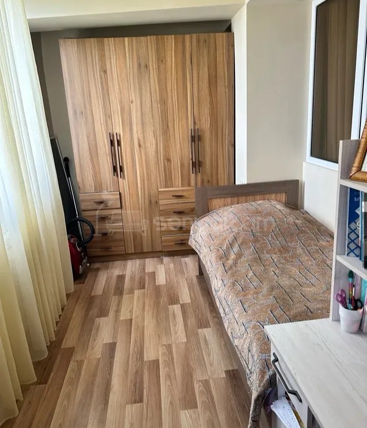 4 Սենյականոց Բնակարան, 110քմ, 8/10 հարկ, Կապիտալ Վերանորոգված