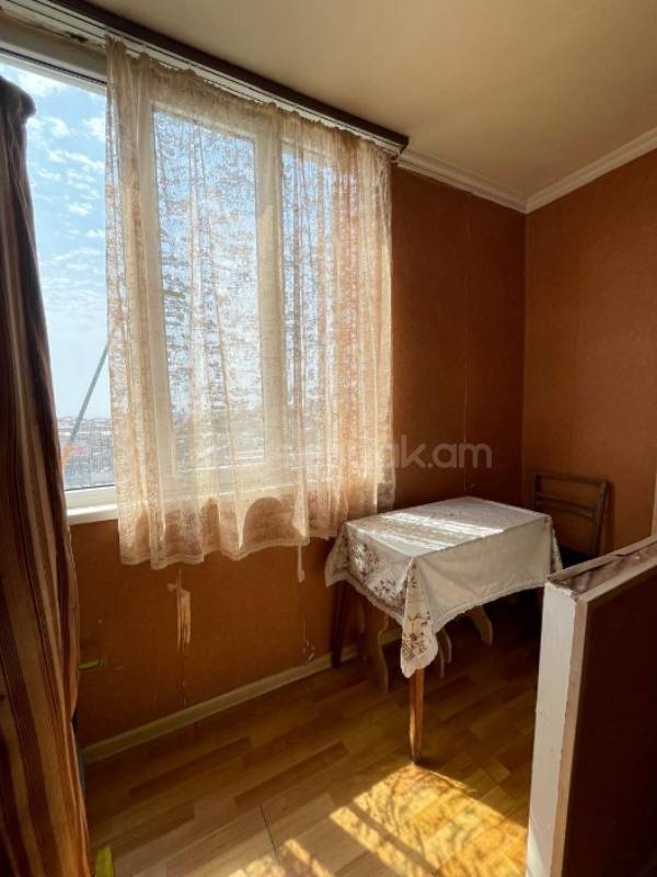 2 Սենյականոց Բնակարան, 48քմ, 5/9 հարկ, Կոսմետիկ Վերանորոգված, Կահավորված, Արևկող