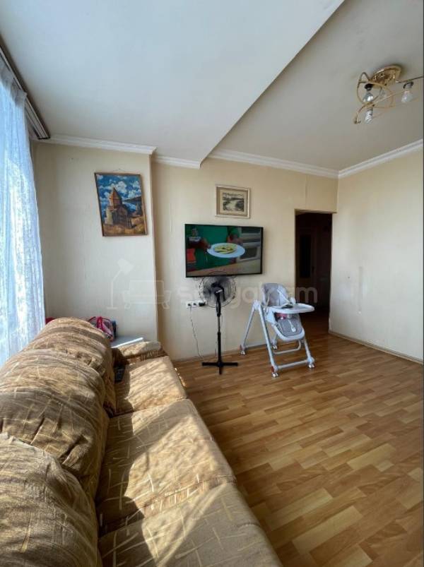 2 Սենյականոց Բնակարան, 48քմ, 5/9 հարկ, Կոսմետիկ Վերանորոգված, Կահավորված, Արևկող