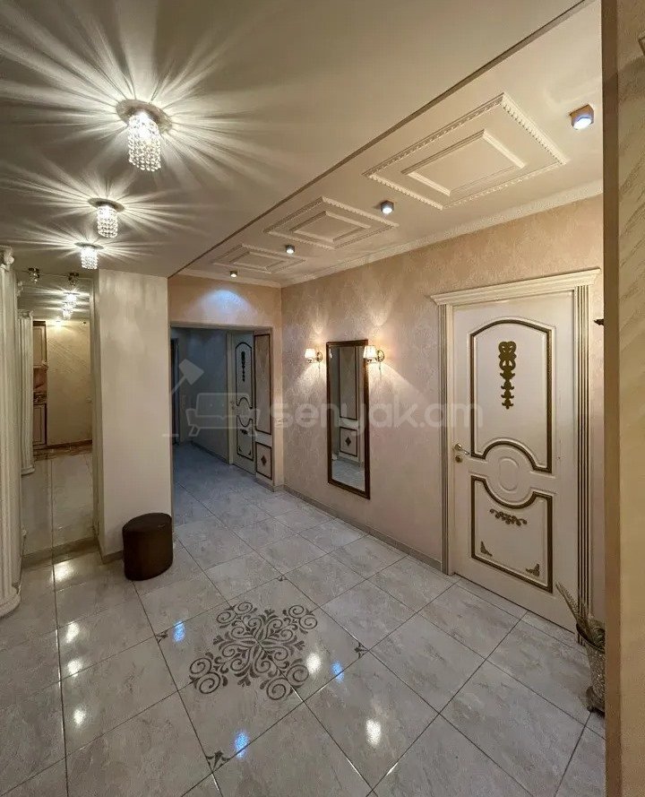 3 Սենյականոց Բնակարան Նորակառույց Քարե Շենքում, 93քմ, 5/5 հարկ, Կապիտալ Վերանորոգված