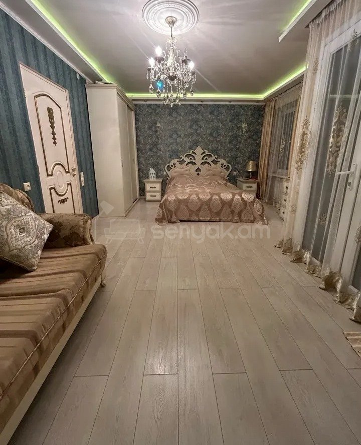 3 Սենյականոց Բնակարան Նորակառույց Քարե Շենքում, 93քմ, 5/5 հարկ, Կապիտալ Վերանորոգված