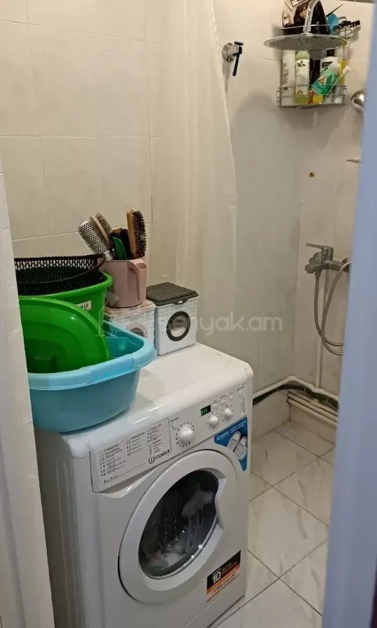 4 Սենյականոց Բնակարան, 87քմ, 1/9 հարկ, Կապիտալ Վերանորոգված