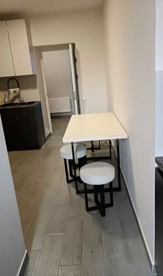 4 Սենյականոց Բնակարան, 87քմ, 1/9 հարկ, Կապիտալ Վերանորոգված