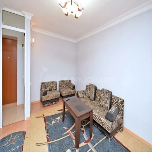 1 Սենյականոց Բնակարան Քարե Շենքում, 28քմ, 1/4 հարկ, Կապիտալ Վերանորոգված, Կահավորված, Արևկող