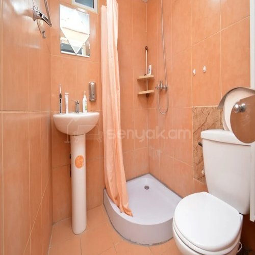 1 Սենյականոց Բնակարան Քարե Շենքում, 28քմ, 1/4 հարկ, Կապիտալ Վերանորոգված, Կահավորված, Արևկող