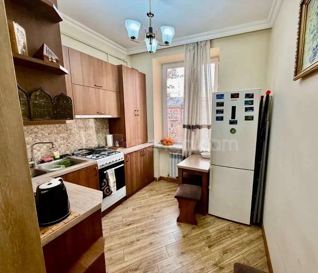 2 Սենյականոց Բնակարան, 38քմ, 4/5 հարկ, Կապիտալ Վերանորոգված
