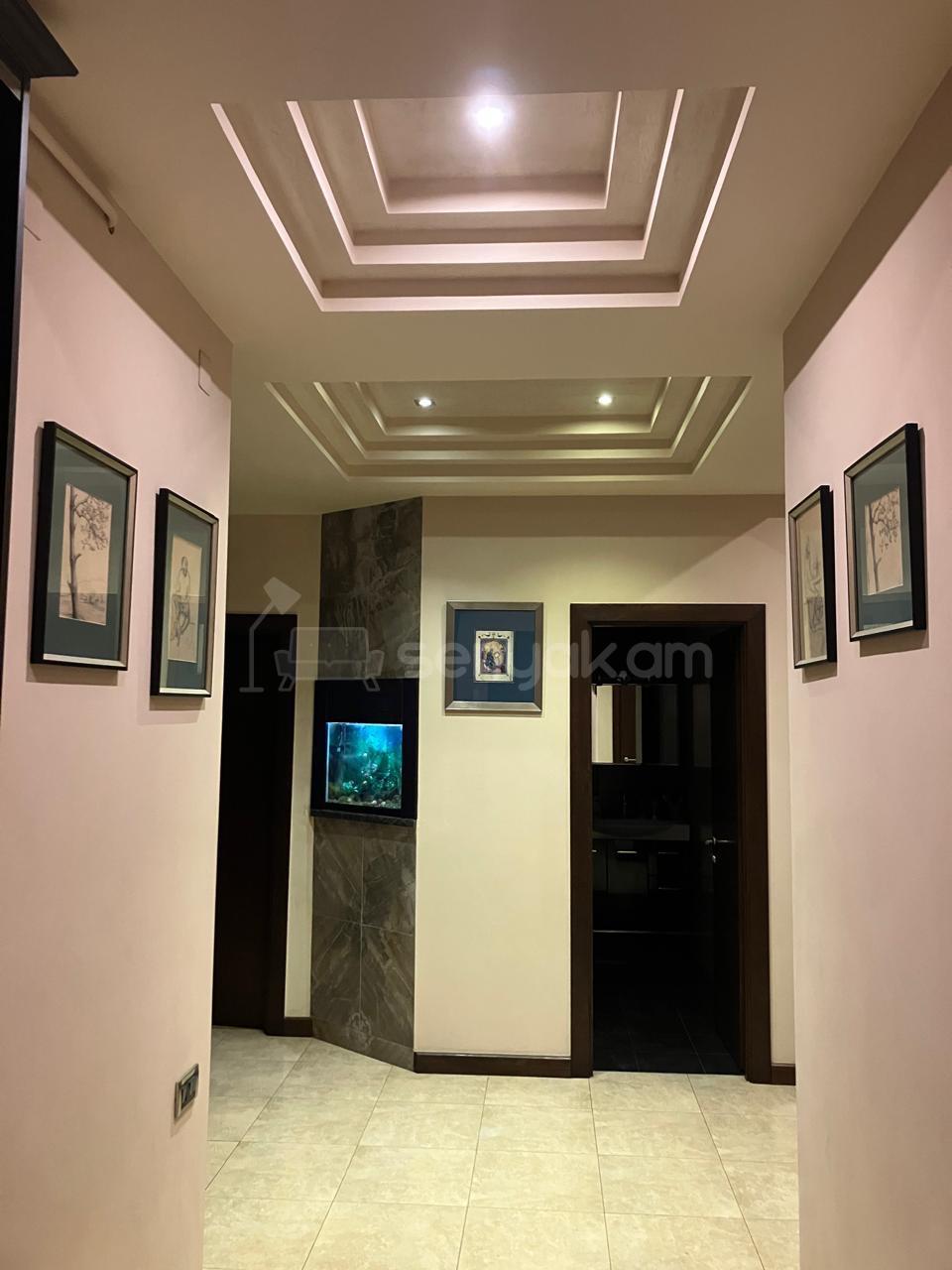 4 Սենյականոց Բնակարան Նորակառույցում, 93քմ, 5/17 հարկ, Կապիտալ Վերանորոգված, Կահավորված