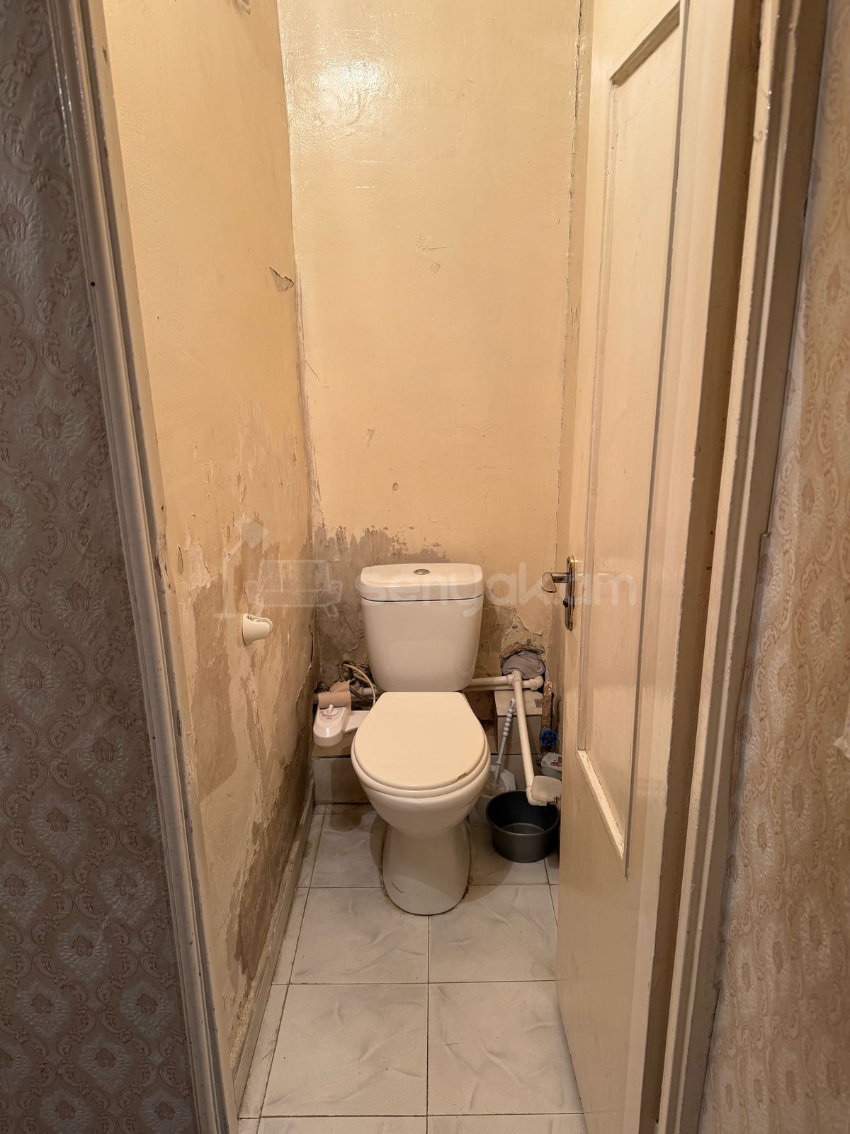 3 Սենյականոց Բնակարան Քարե Շենքում, 76քմ, 5/5 հարկ, Պետական Վիճակում
