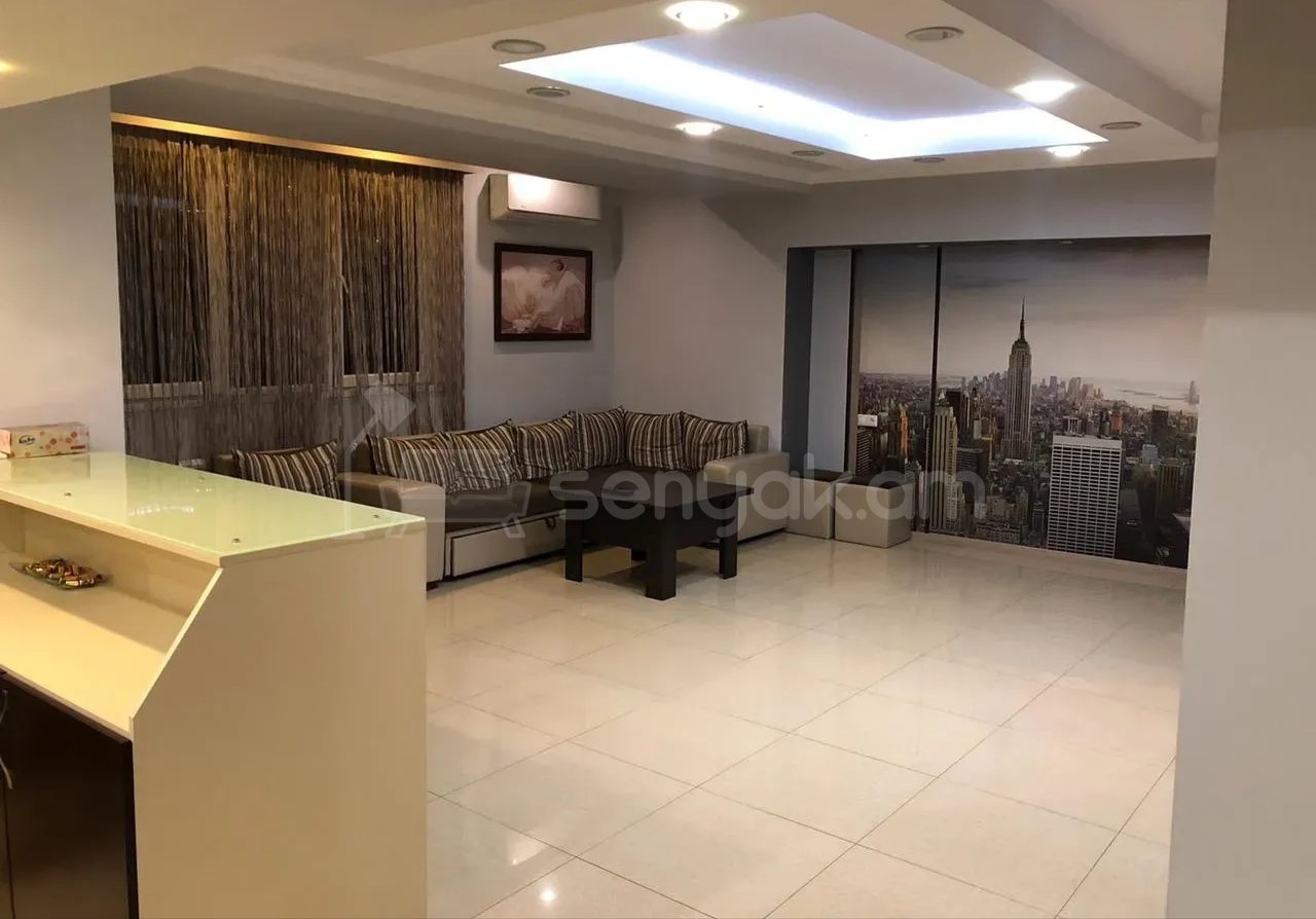 3 Սենյականոց Բնակարան, 78քմ, 8/12 հարկ, Կապիտալ Վերանորոգված