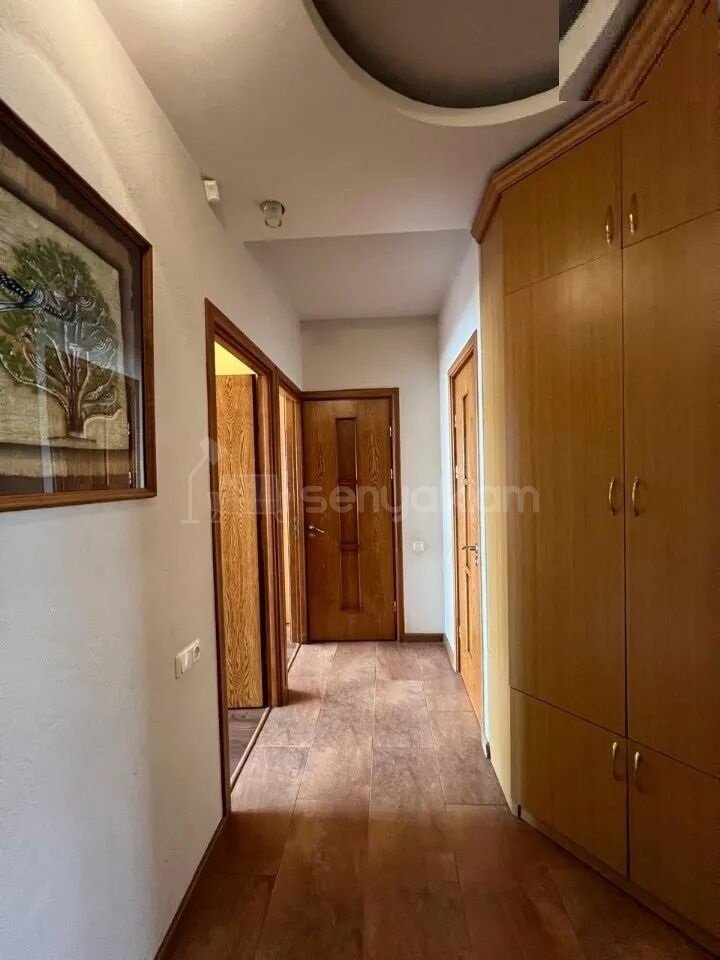 3 Սենյականոց Բնակարան, 72քմ, 8/9 հարկ, Կապիտալ Վերանորոգված