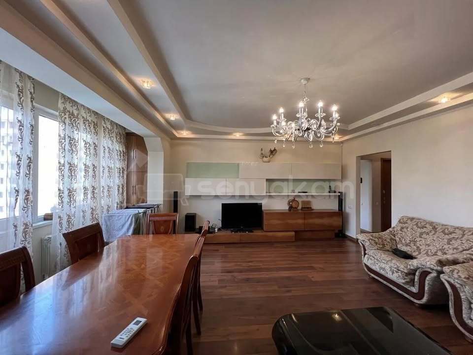 3 Սենյականոց Բնակարան, 72քմ, 8/9 հարկ, Կապիտալ Վերանորոգված