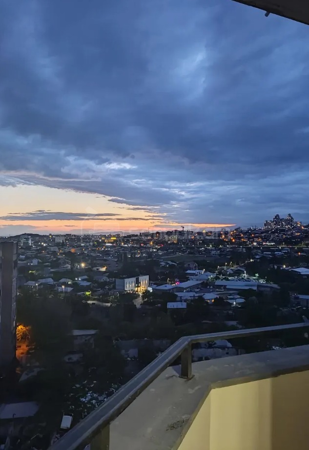 1 Սենյականոց Բնակարան Նորակառույցում, 40քմ, 9/16 հարկ, Կապիտալ Վերանորոգված