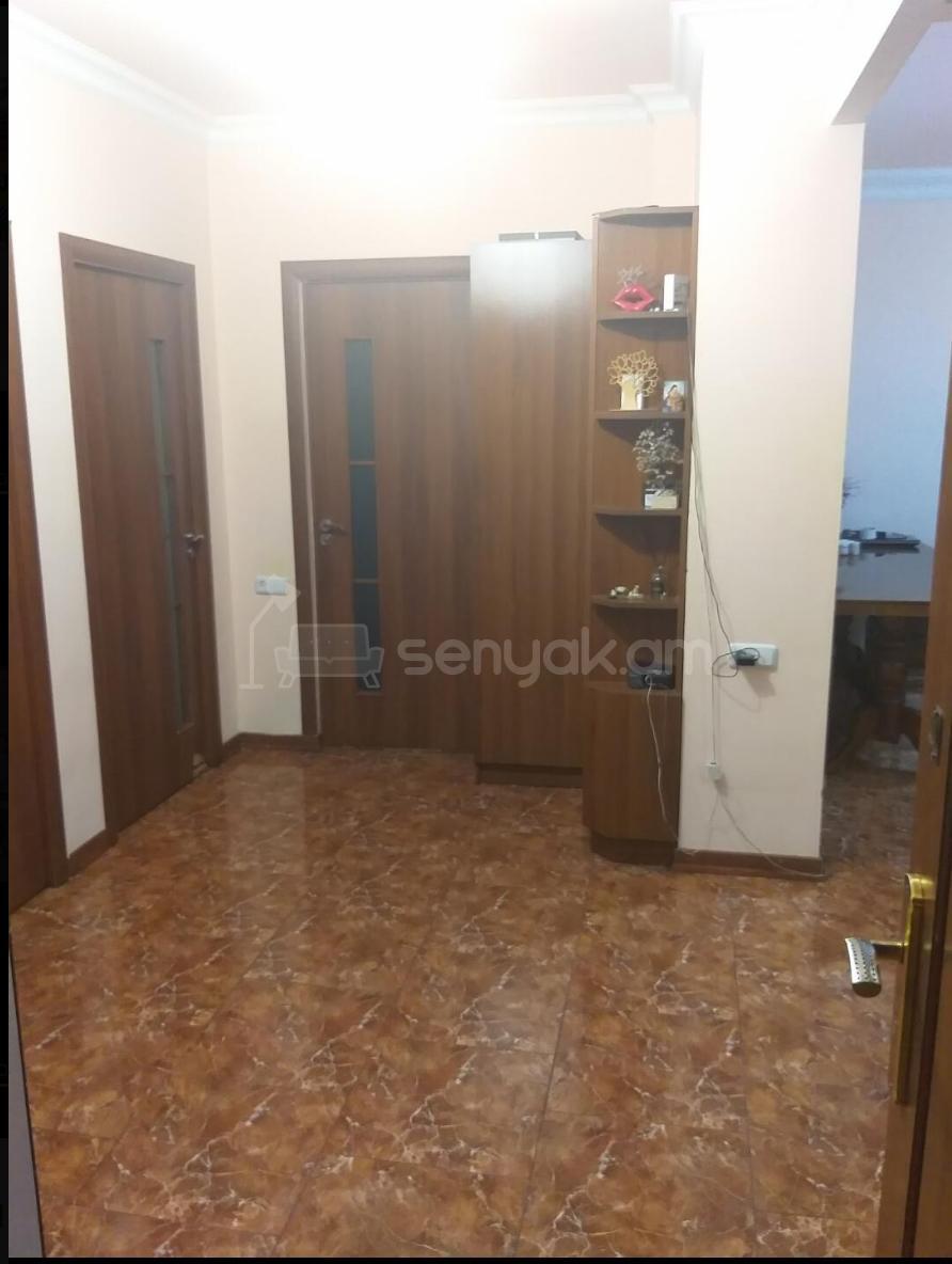 5 Սենյականոց Բնակարան, 124քմ, 5/5 հարկ, Կապիտալ Վերանորոգված