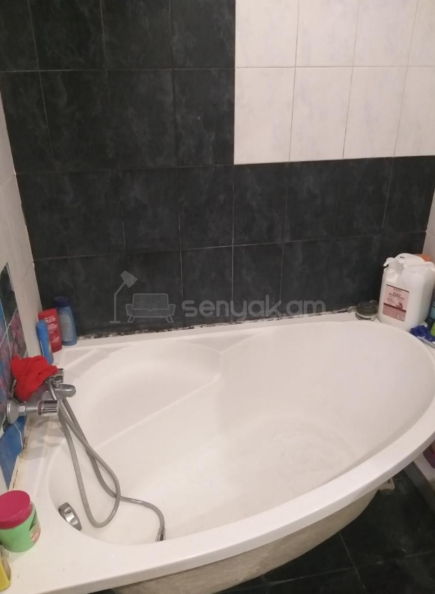 5 Սենյականոց Բնակարան, 124քմ, 5/5 հարկ, Կապիտալ Վերանորոգված