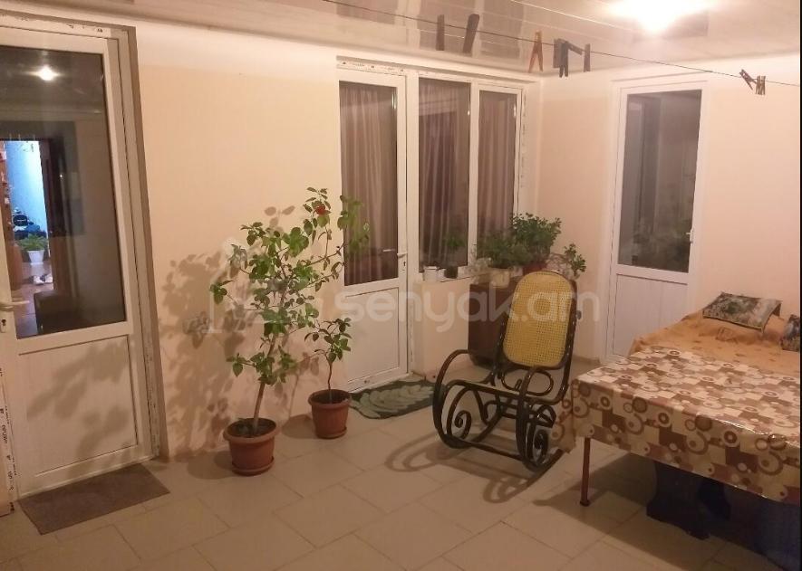 5 Սենյականոց Բնակարան, 124քմ, 5/5 հարկ, Կապիտալ Վերանորոգված