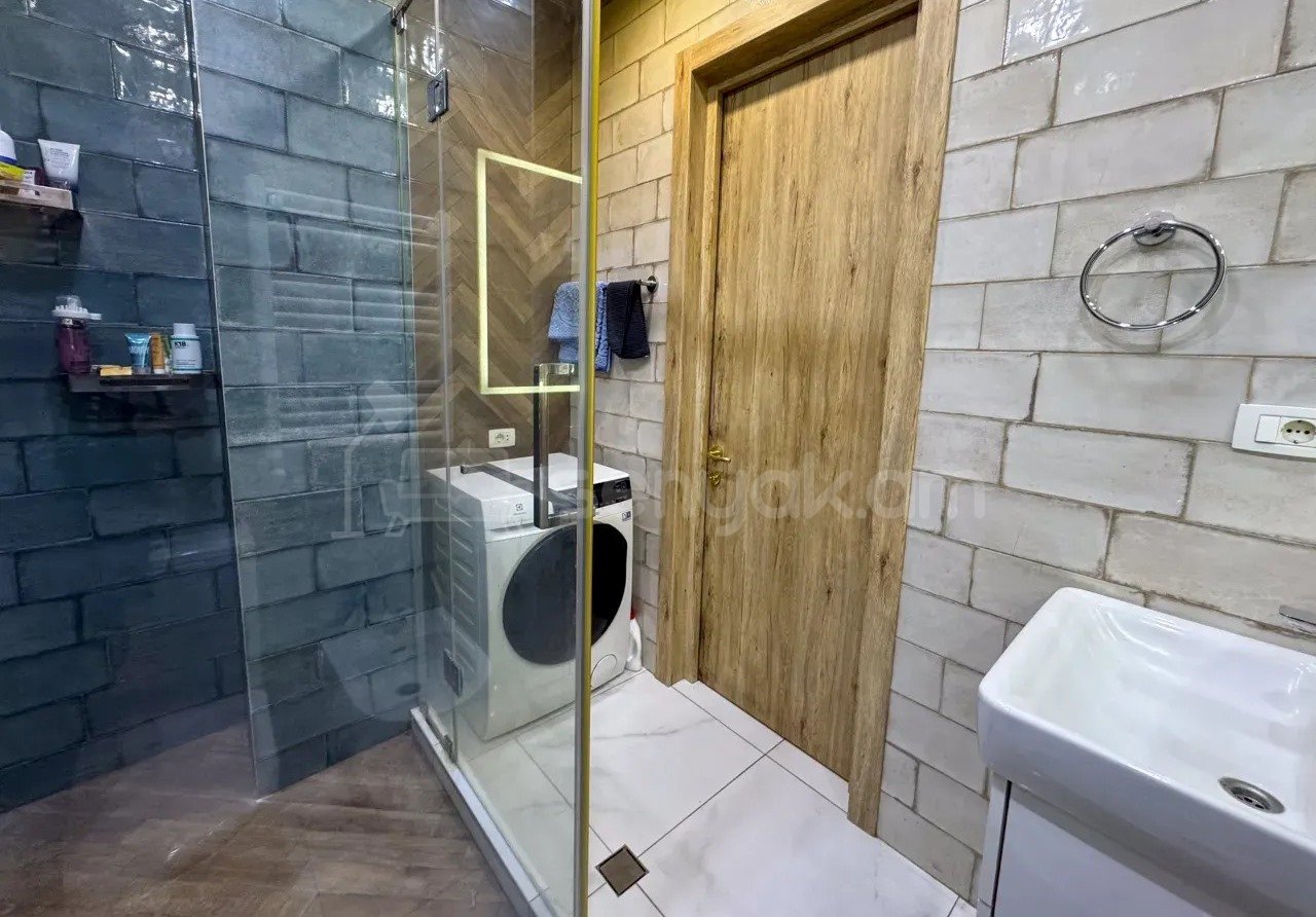 2 Սենյականոց Բնակարան Նորակառույցում, 60քմ, 2/6 հարկ, Կապիտալ Վերանորոգված