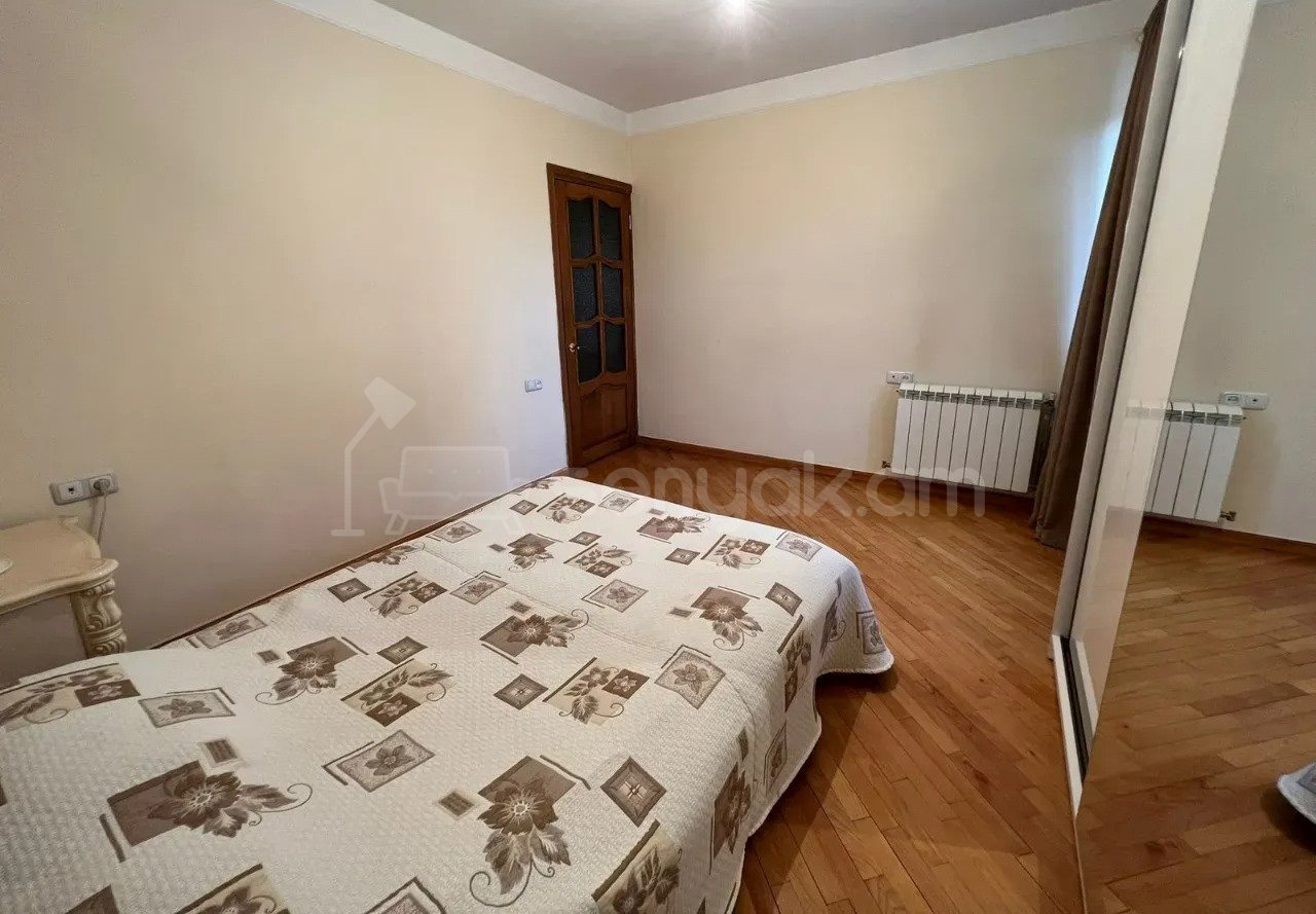 4 Սենյականոց Բնակարան, 89քմ, 2/9 հարկ, Կապիտալ Վերանորոգված